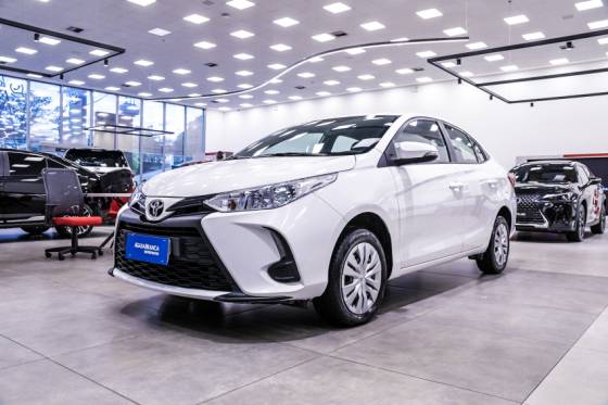 TOYOTA YARIS 1.5 16V FLEX SEDAN XL MULTIDRIVE TOYOTA YARIS 1.5 16V FLEX SEDAN XL MULTIDRIVE